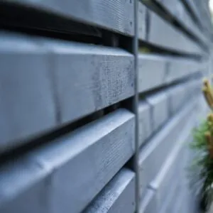 Sichtschutzzaun Rhombus Kiefer grau lasiert Detail