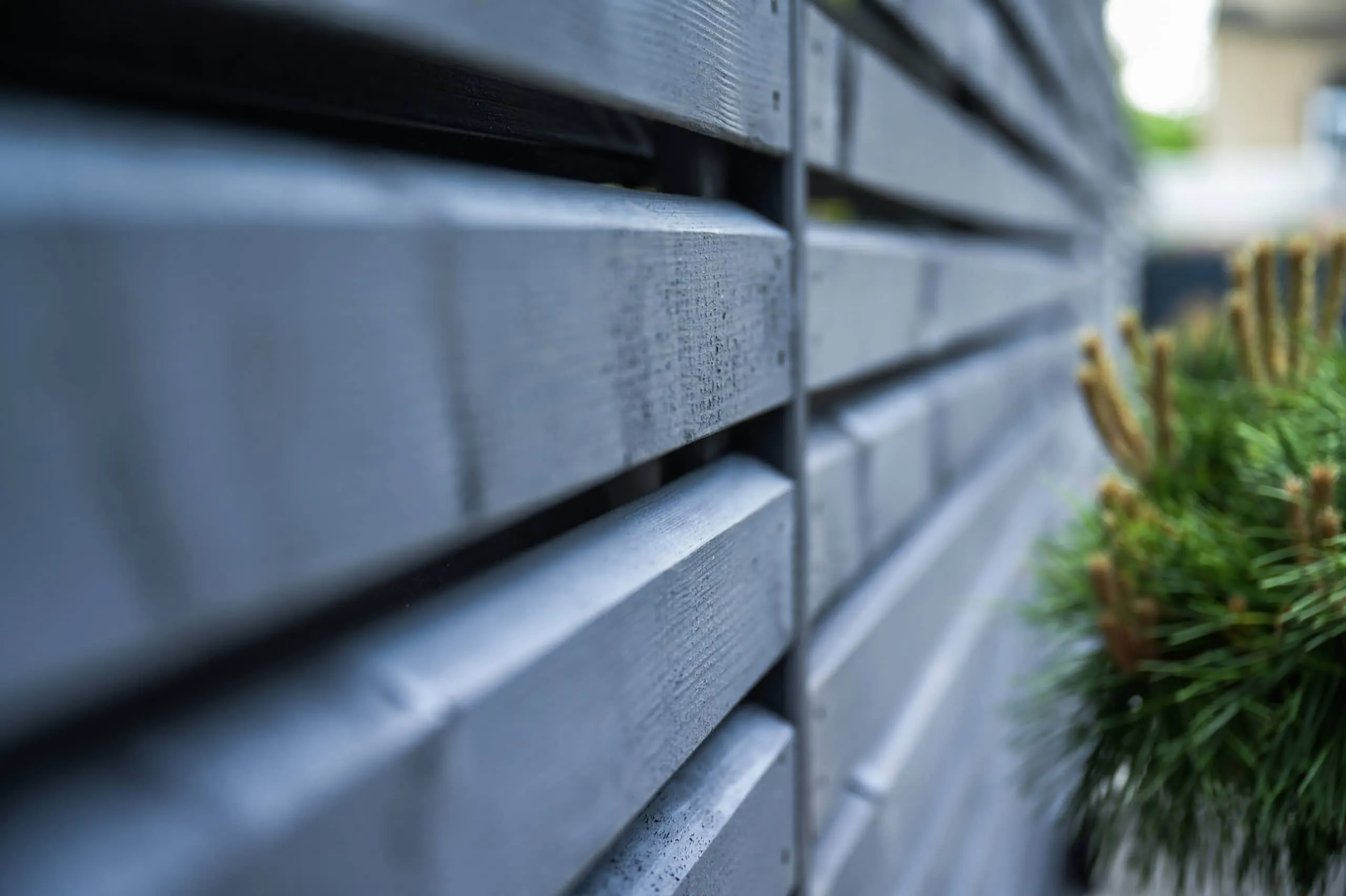 Sichtschutzzaun Rhombus Kiefer grau lasiert Detail